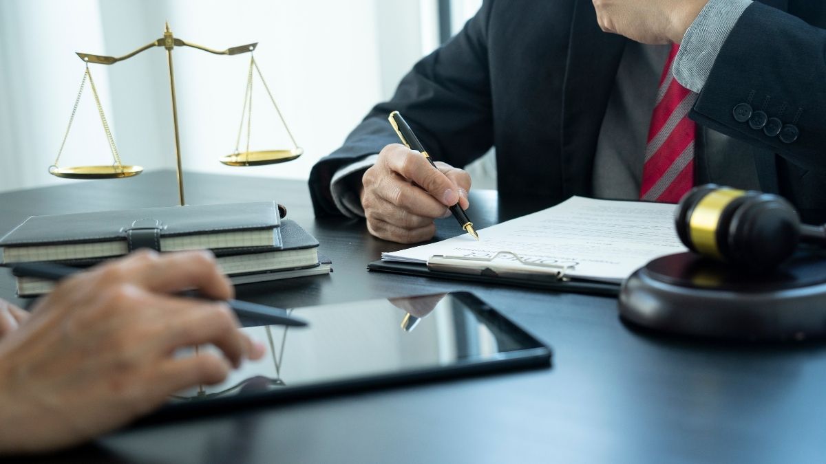 Rapporto avvocato cliente_in 10 regole_SOS Difesa Legalita